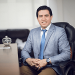 Nefrologos Pediatras en Quito Dr Junior Gahona-min